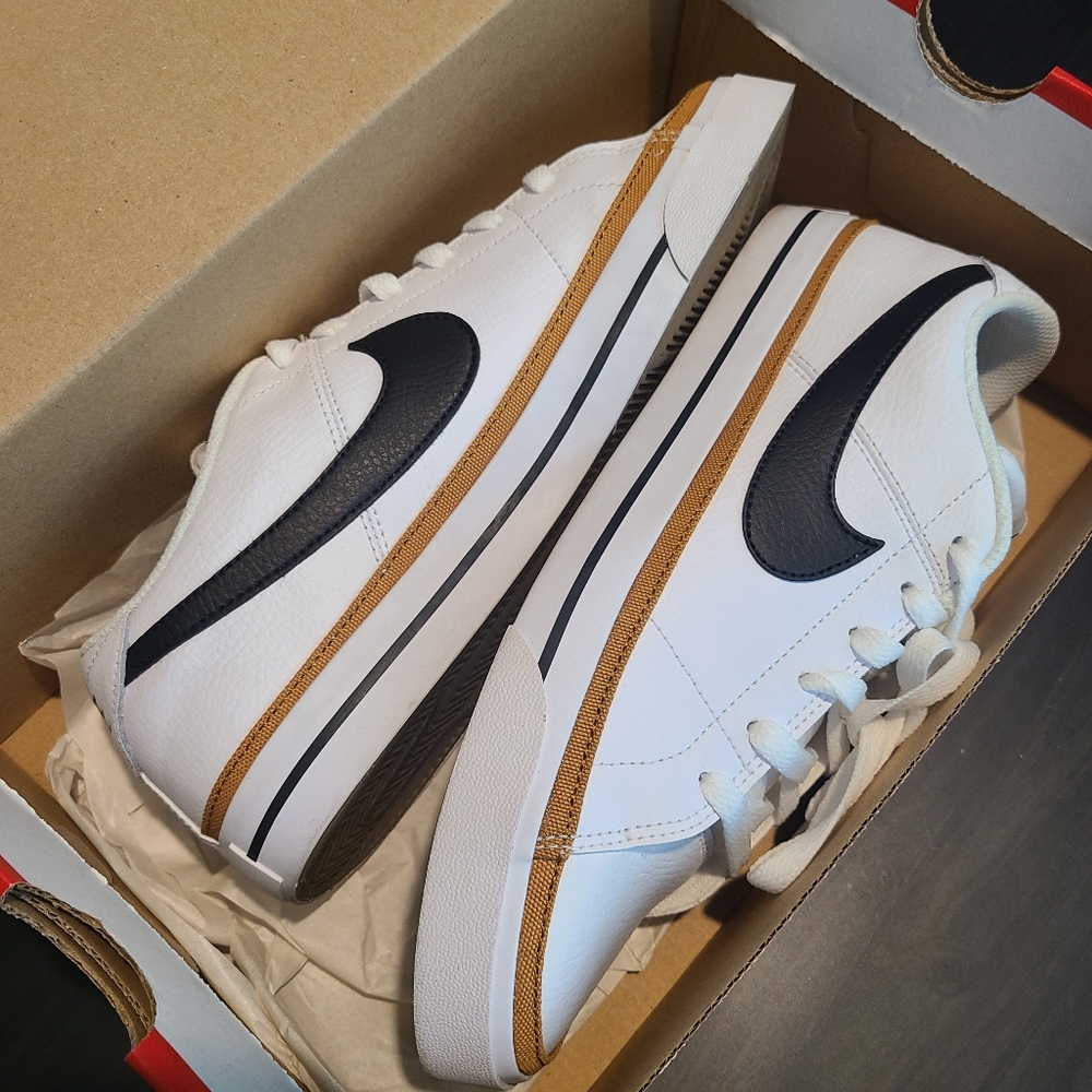 Nike Court Legacy,  8.5 Women's